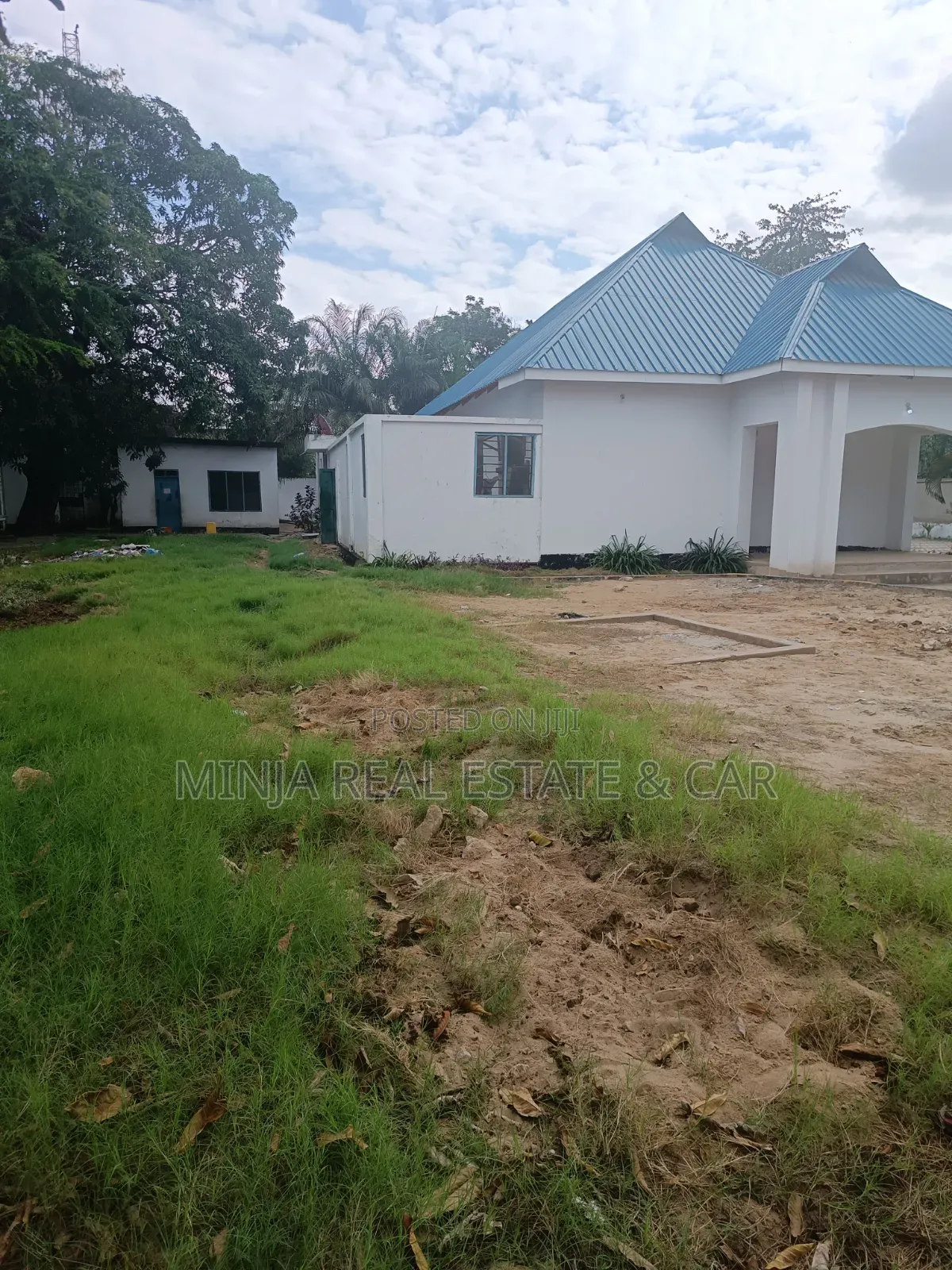 6bdrm House in Mikocheni for sale in Mikocheni