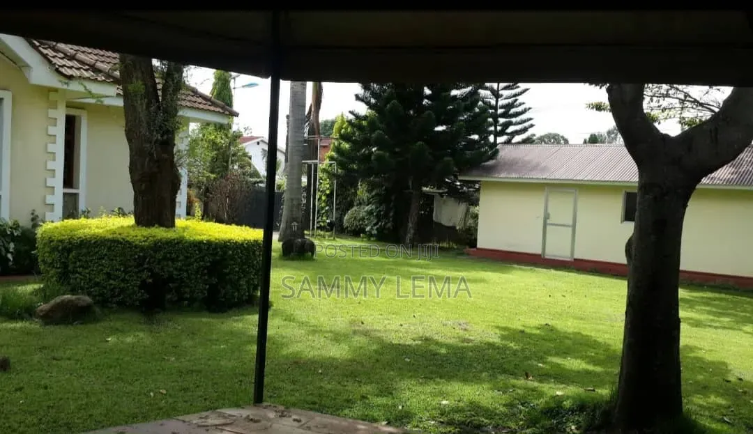 6bdrm Mansion in Sammy Saidy, Njiro for sale in Njiro