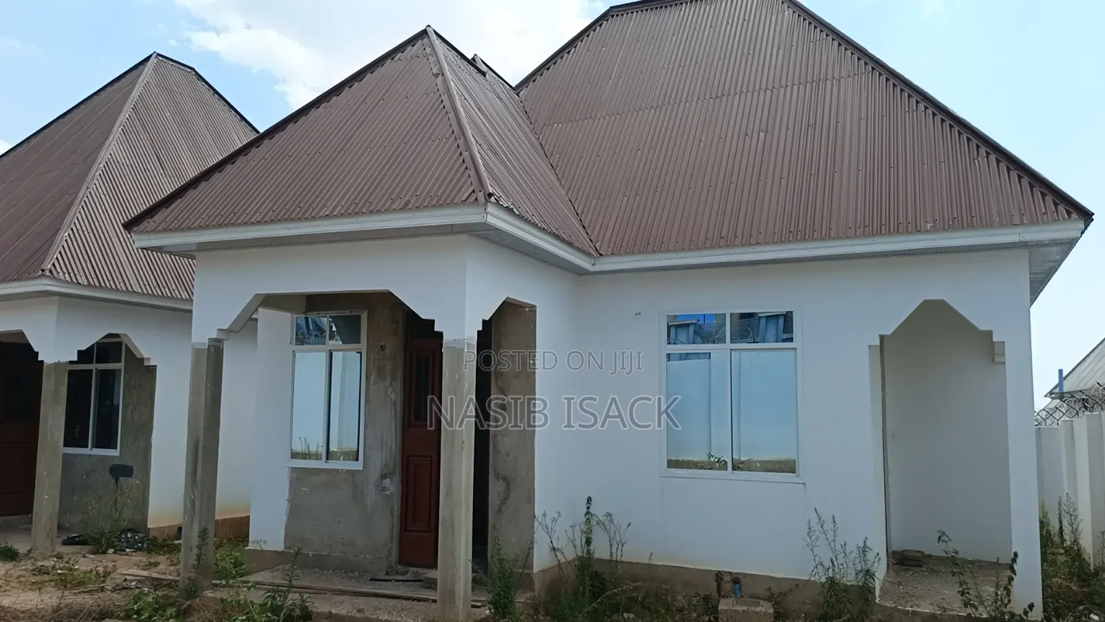 7bdrm Apartment in Buswelu for sale in Buswelu