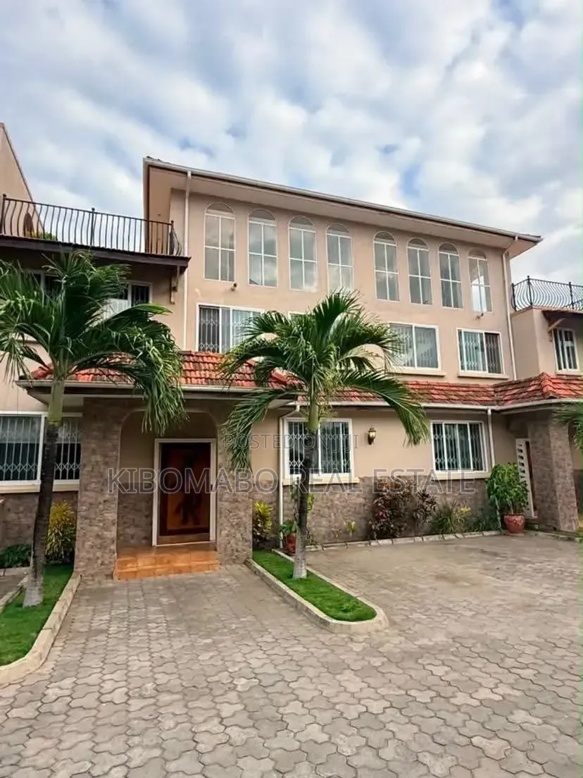 4bdrm Townhouse / Terrace in Oyster Bay for rent in Oyster Bay