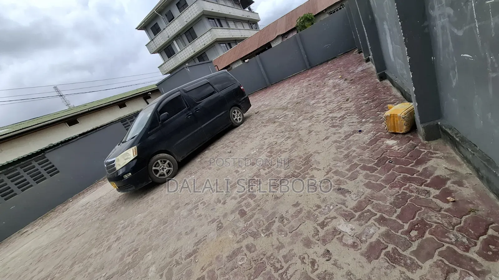 Garage With Yard at Sinza Office Space Available in Sinza