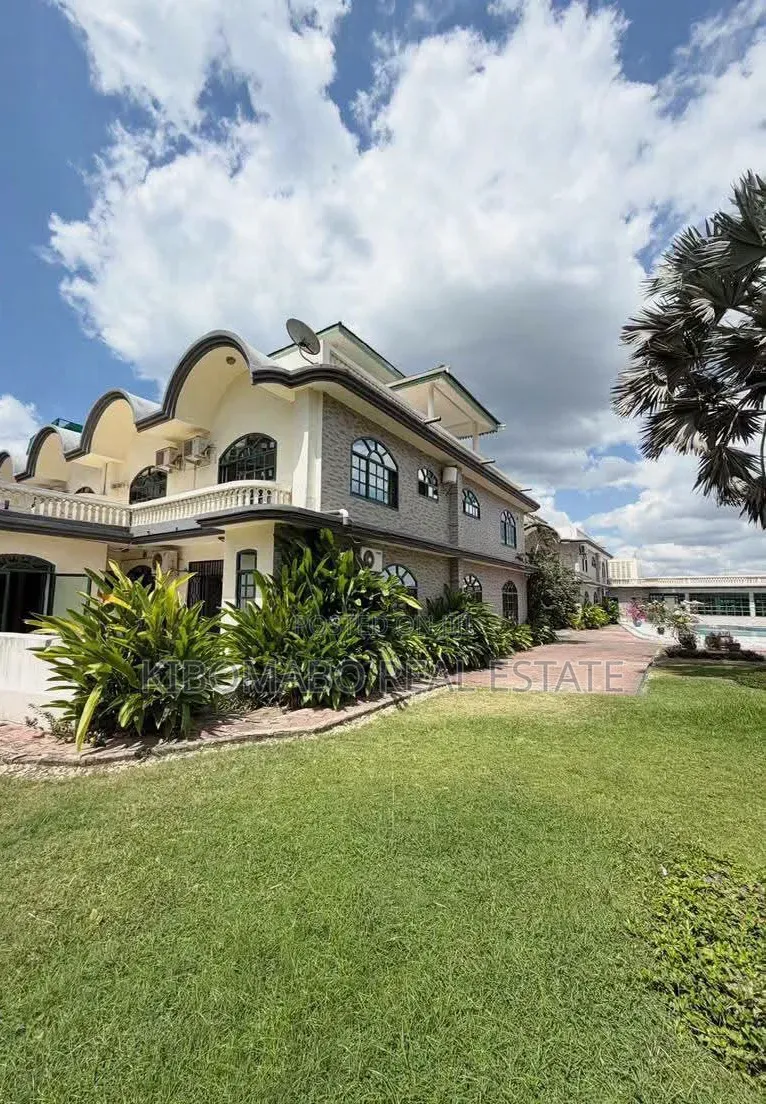 Furnished 3bdrm Villa in Masaki for rent in Masaki