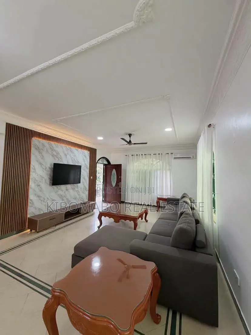 Furnished 3bdrm Villa in Masaki for rent in Masaki