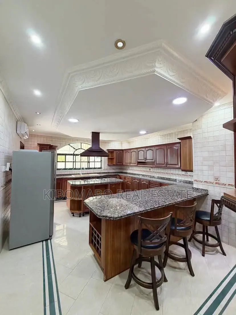 Furnished 3bdrm Villa in Masaki for rent in Masaki