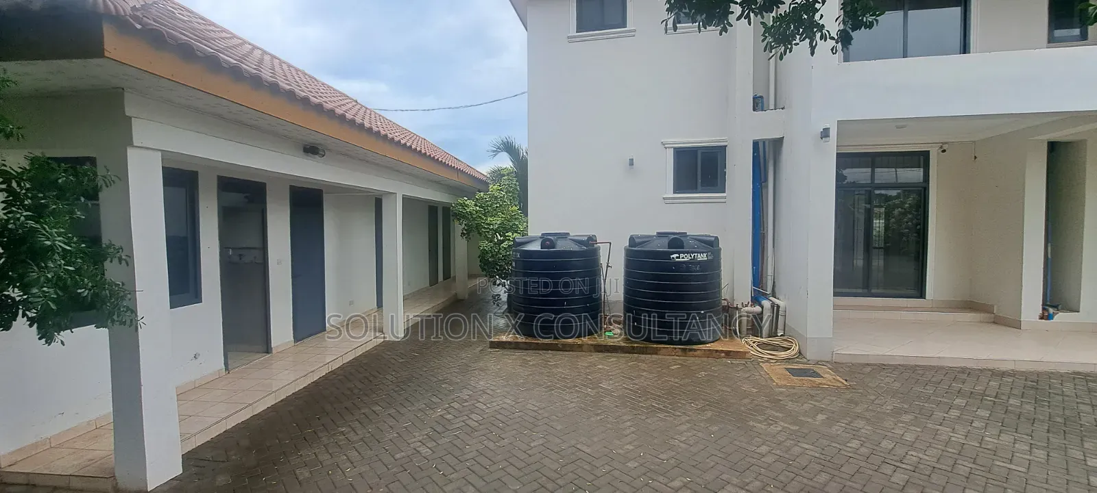 5bdrm Mansion in Mbweni for sale in Mbweni