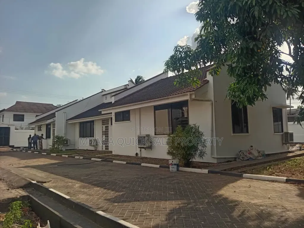 4bdrm House in Mikocheni for rent in Mikocheni