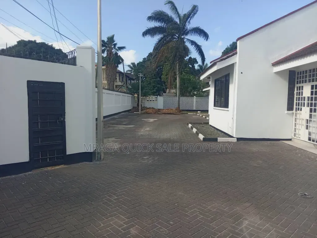 4bdrm House in Mikocheni for rent in Mikocheni