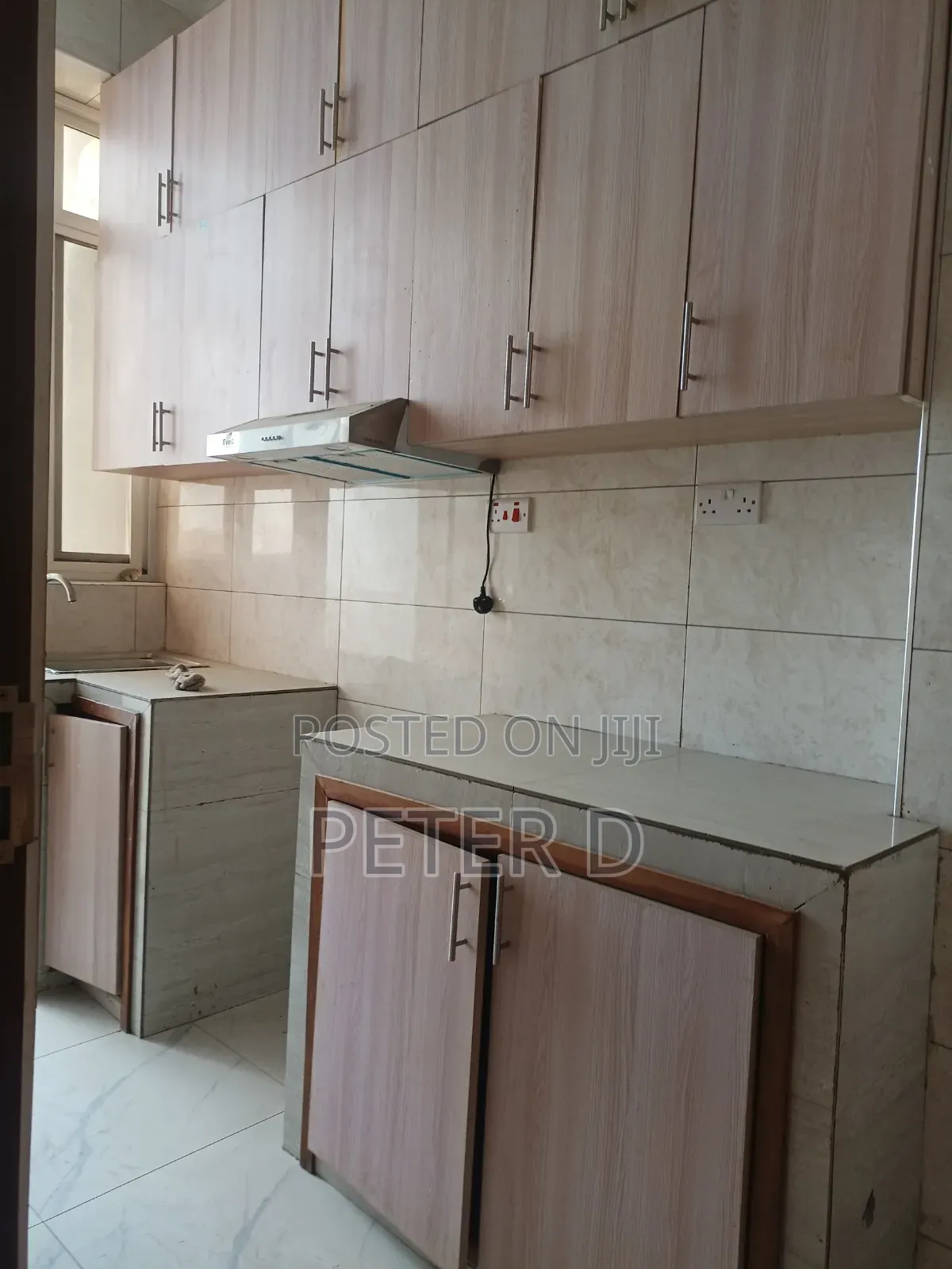 3bdrm Apartment in Kariakoo for rent in Kariakoo