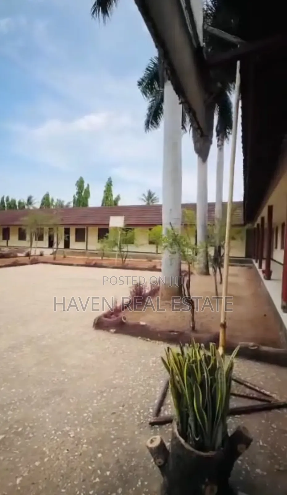 Shule Inauzwa Mbezi Beach in Mbezi Beach