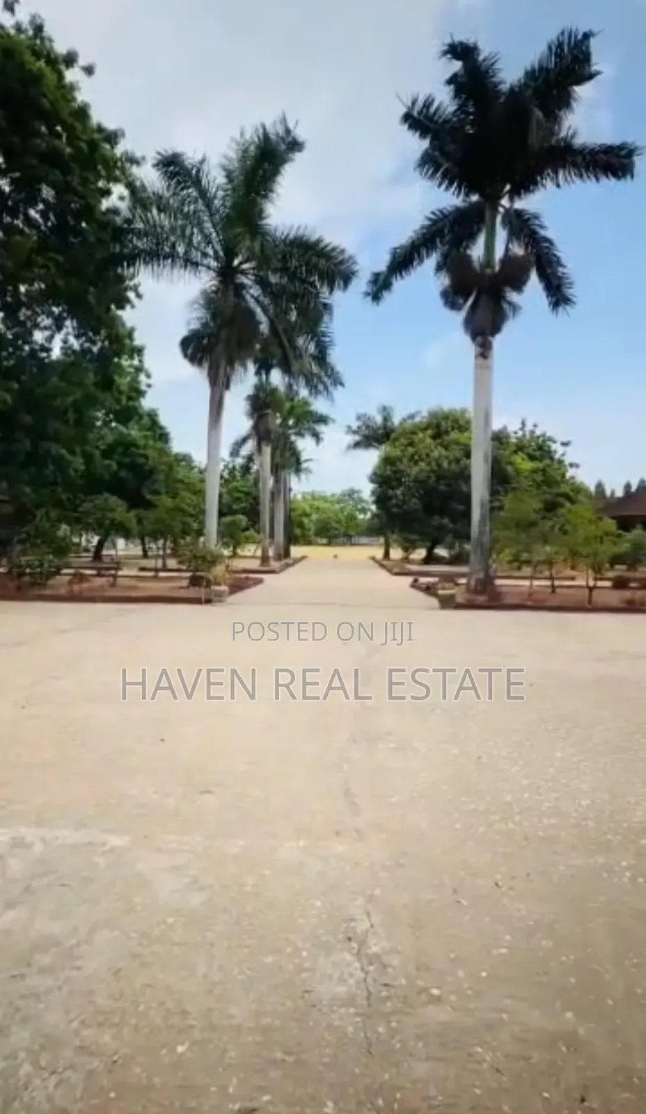 Shule Inauzwa Mbezi Beach in Mbezi Beach