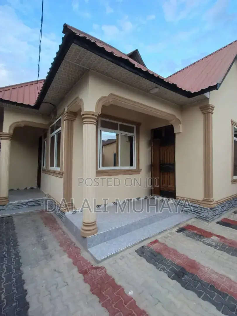 3bdrm House in Kanisa Ni Street, Mbagala for sale in Mbagala