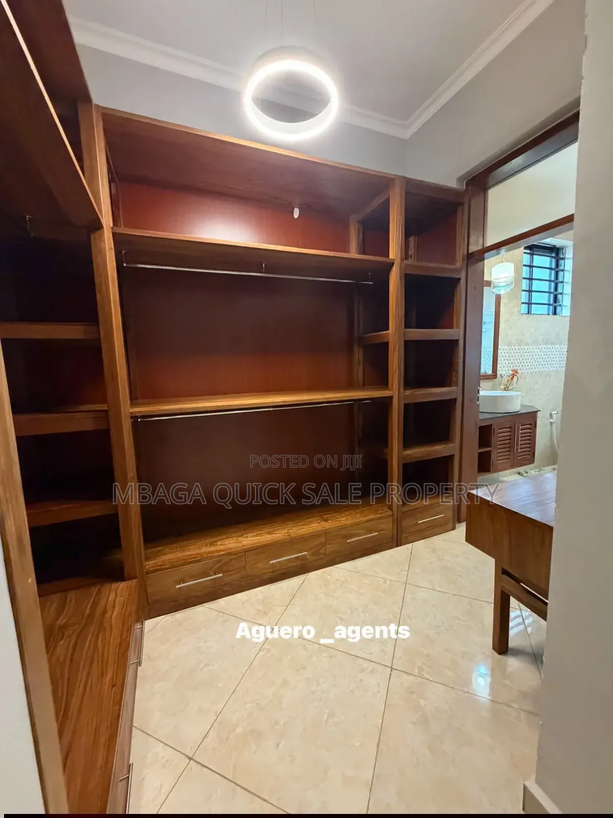 Furnished 4bdrm Villa in Oyster Bay for rent in Oyster Bay