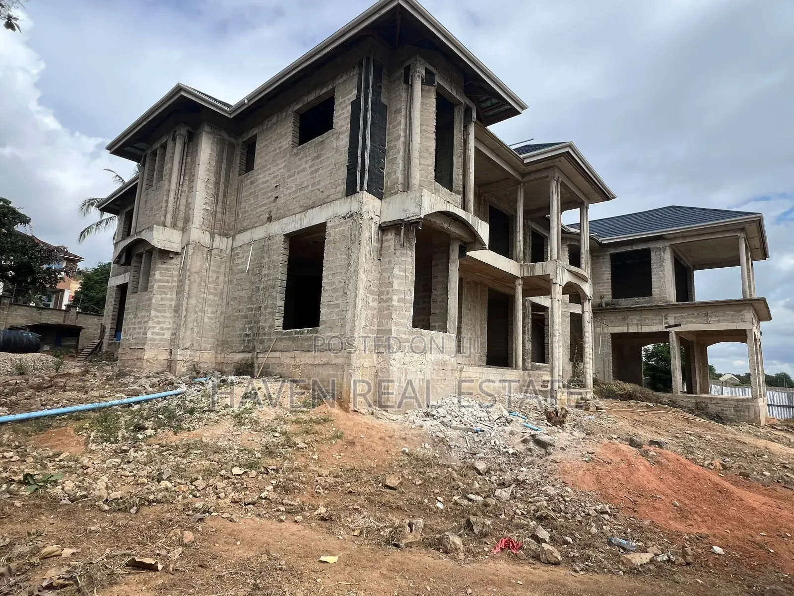 6bdrm House in Bunju for sale in Bunju