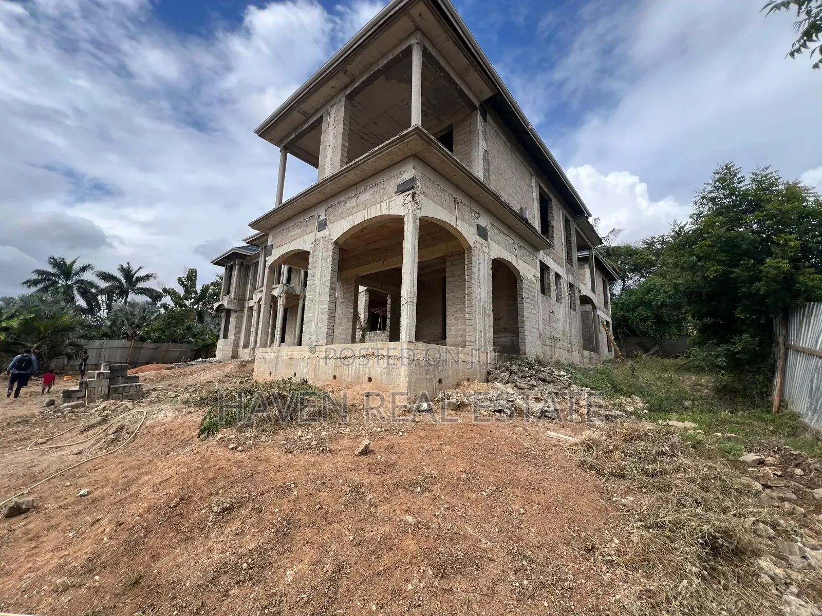 6bdrm House in Bunju for sale in Bunju