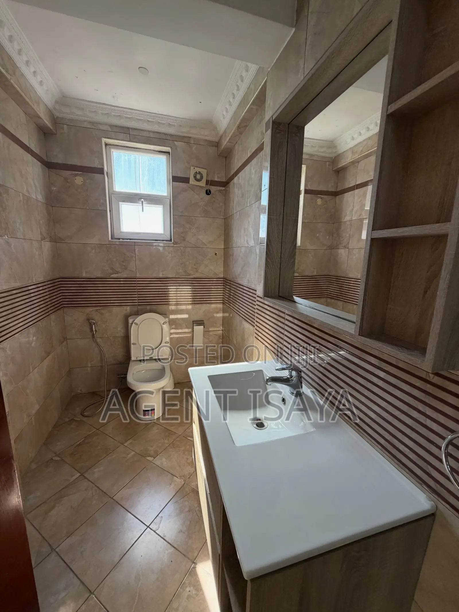 Furnished 3bdrm Apartment in Oyster Bay for rent in Oyster Bay