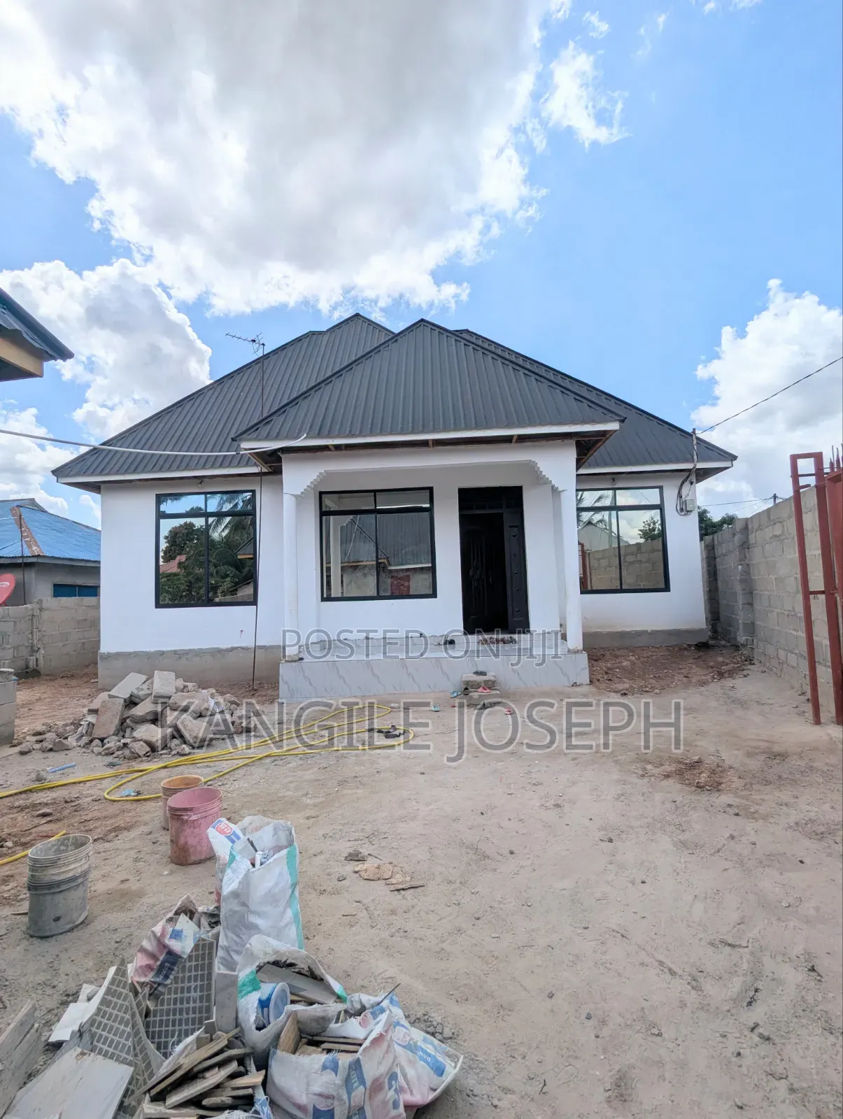 6bdrm House in Rada, Pugu for sale in Pugu