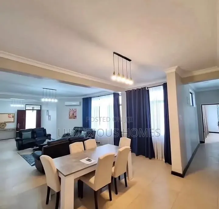 Furnished 2bdrm Apartment in Oyster Bay for rent in Oyster Bay