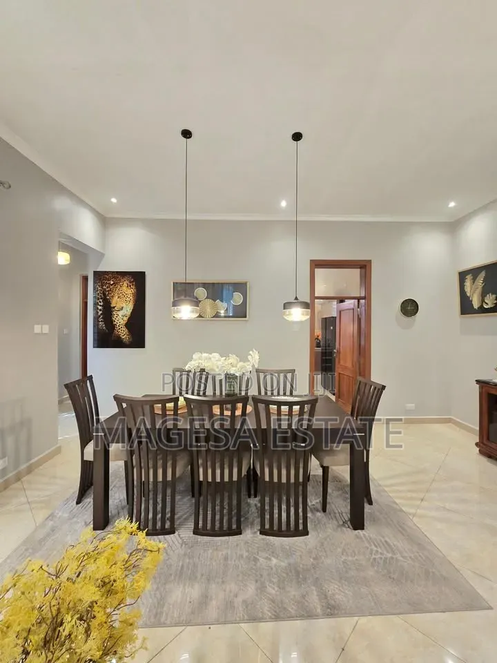 Furnished 4bdrm House in Oyster Bay for rent in Oyster Bay