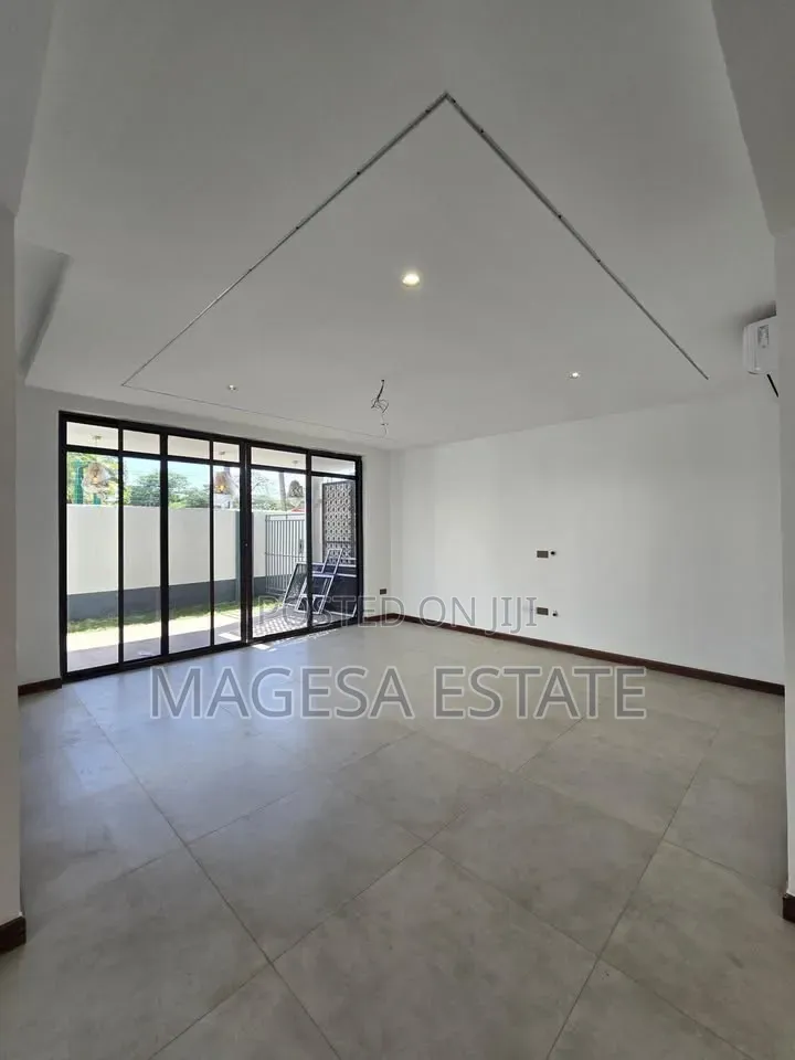 Furnished 4bdrm Villa in Oyster Bay for rent in Oyster Bay