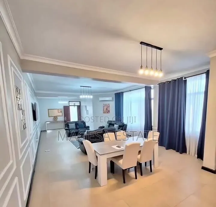 Furnished 2bdrm Apartment in Oyster Bay for rent in Oyster Bay