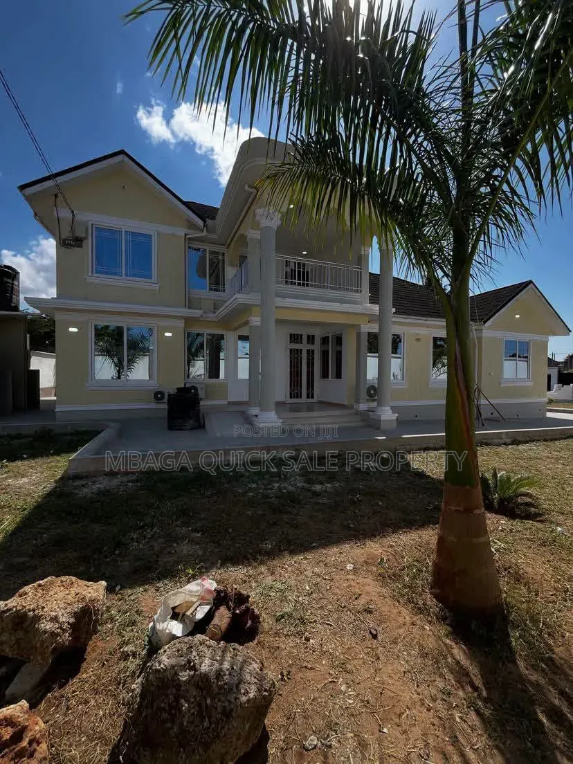 5bdrm House in Goba for rent in Goba