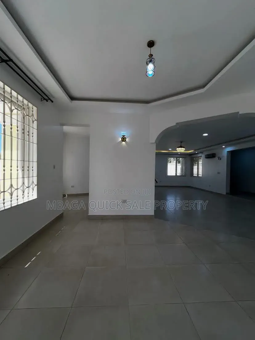 5bdrm House in Goba for rent in Goba