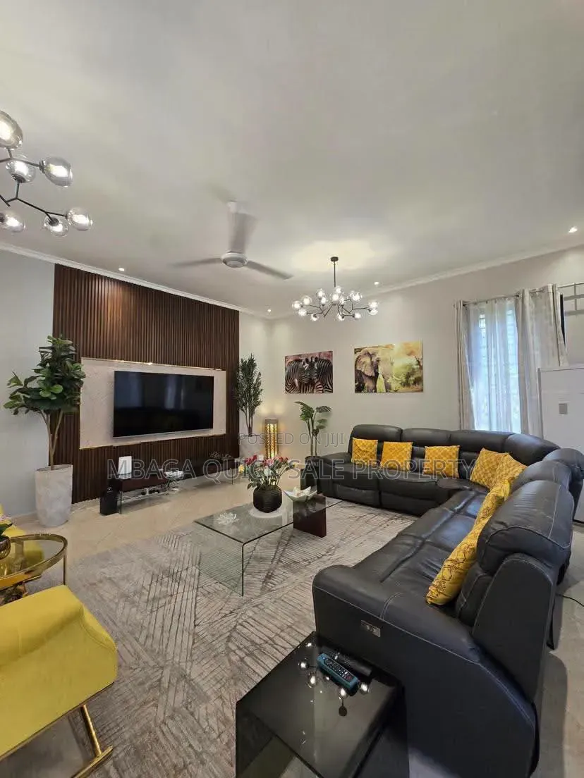 4bdrm House in Oyster Bay for rent in Oyster Bay