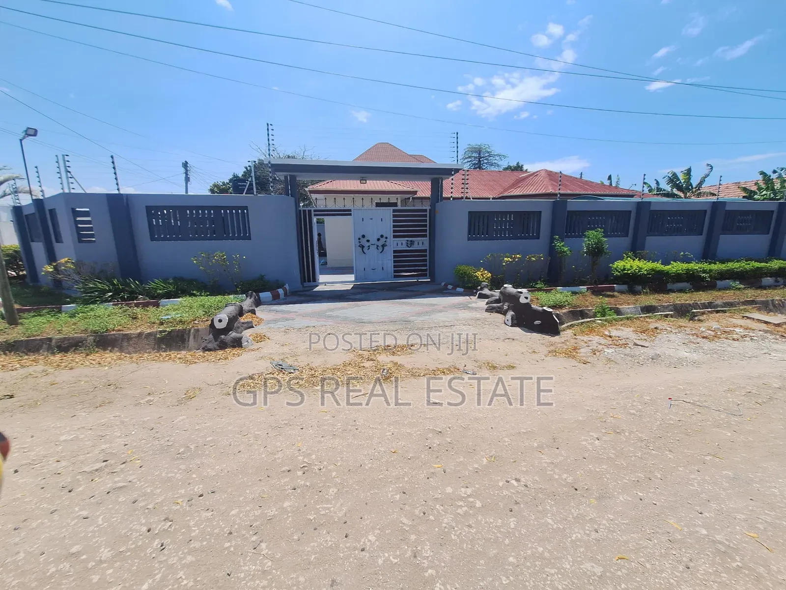 3bdrm House in Mbweni Maindi, Kinondoni for sale in Kinondoni