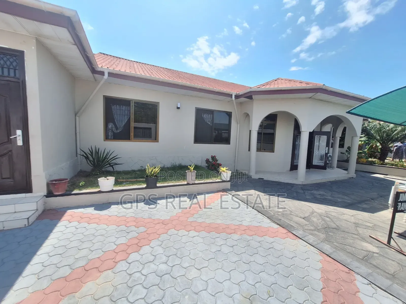 3bdrm House in Mbweni Maindi, Kinondoni for sale in Kinondoni
