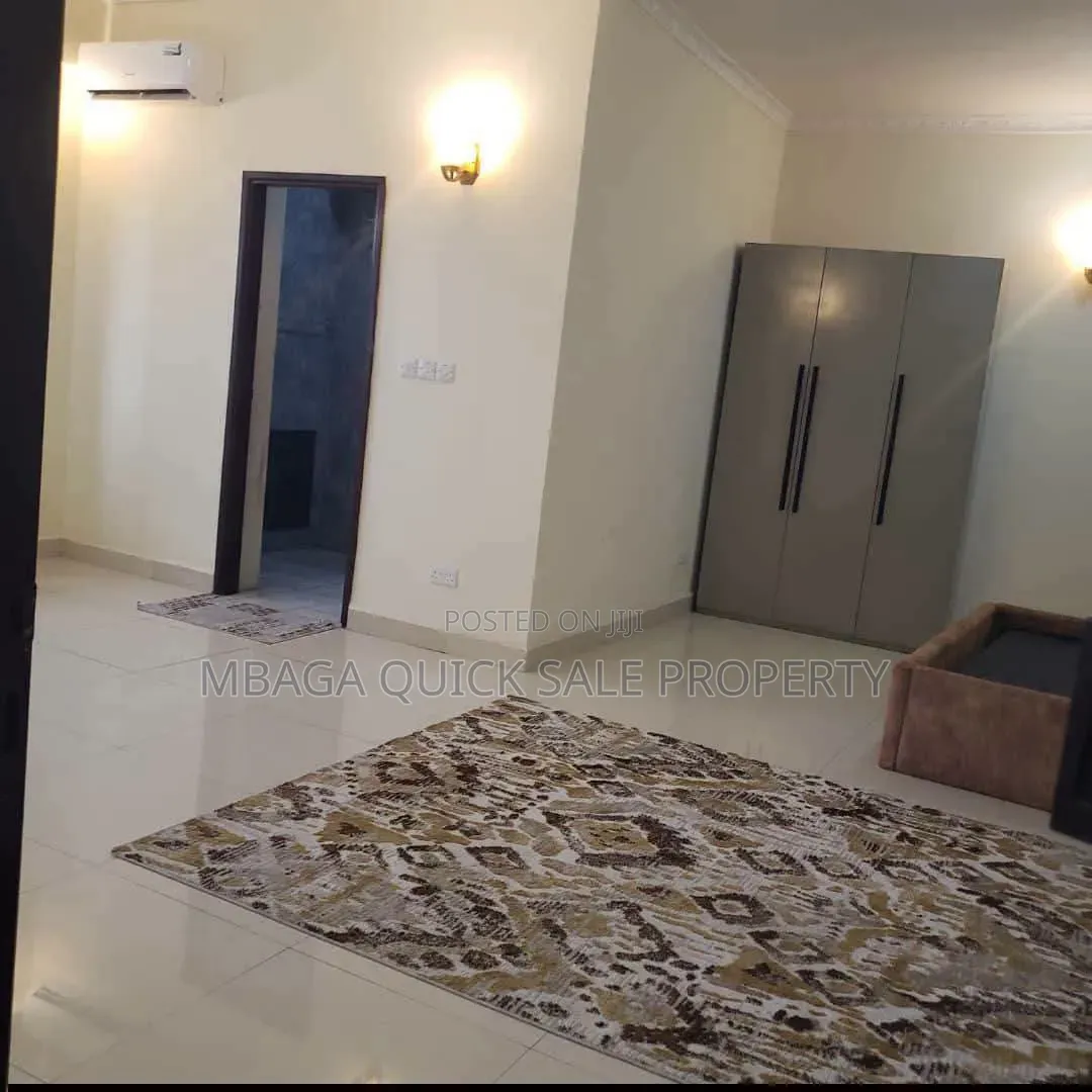 Furnished 4bdrm Apartment in Upanga West for rent in Upanga West