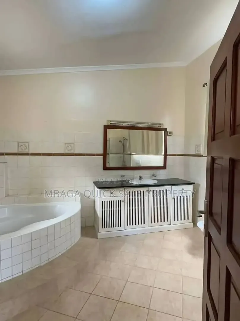 Furnished 3bdrm Apartment in Mikocheni for rent in Mikocheni