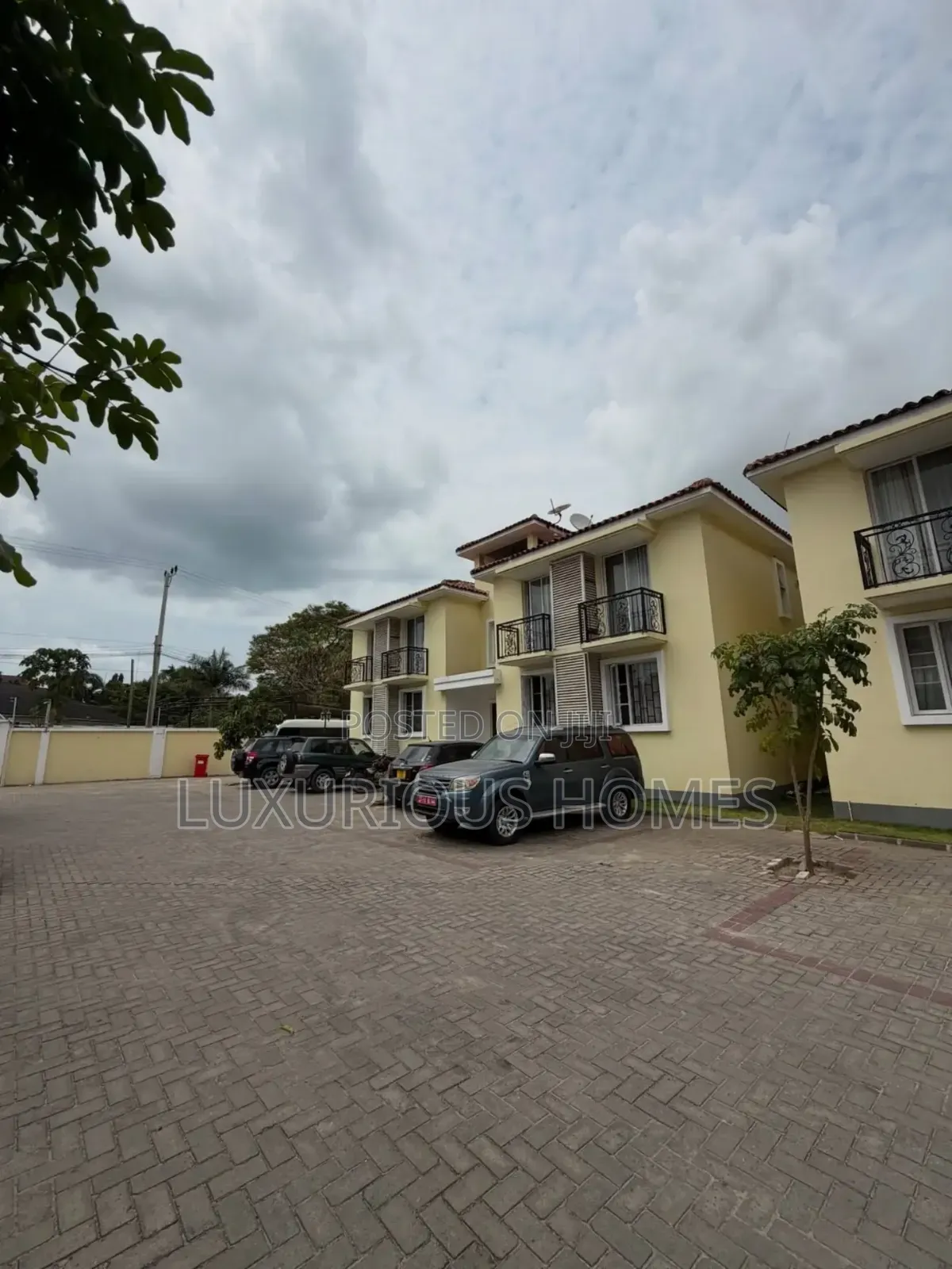 Furnished 2bdrm Apartment in Oyster Bay for rent in Oyster Bay
