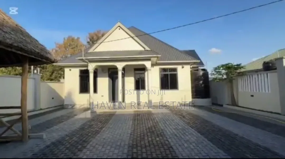 3bdrm House in Goba for sale in Goba