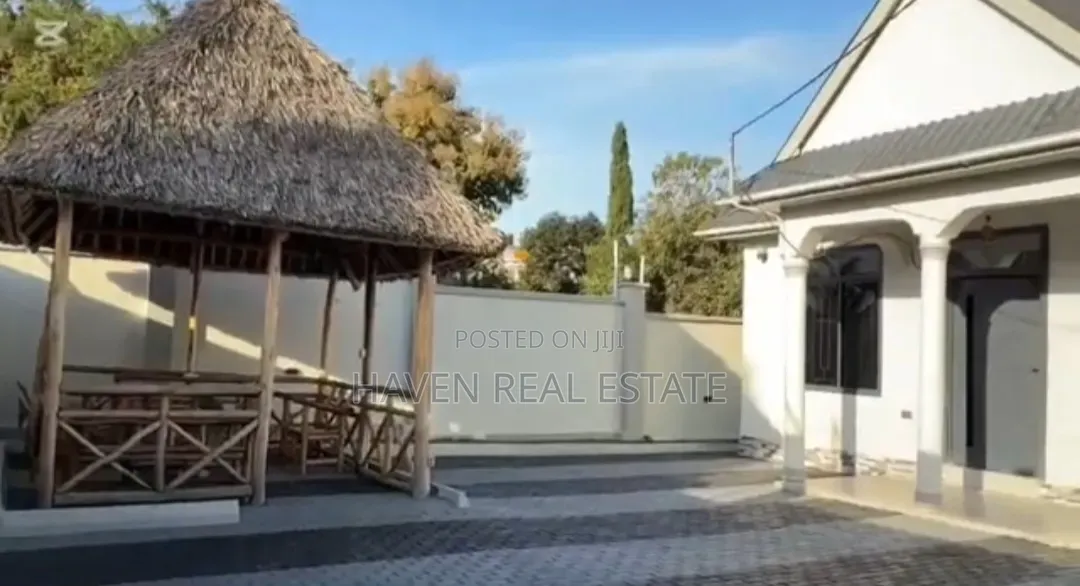 3bdrm House in Goba for sale in Goba