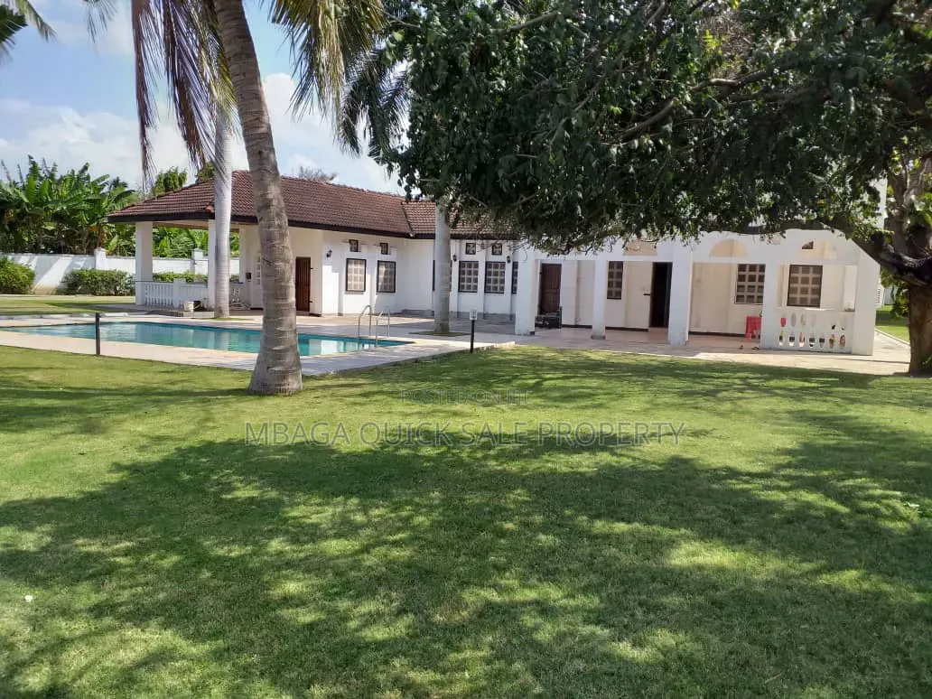 Furnished 8bdrm House in Mbezi Beach for rent in Mbezi Beach