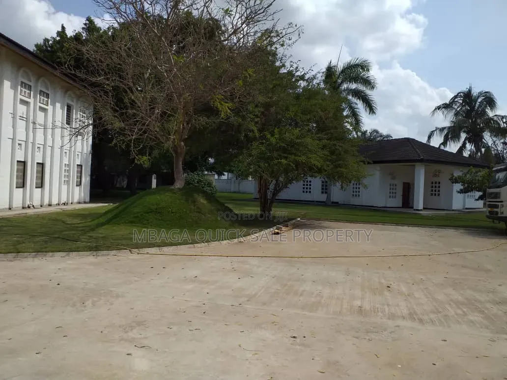 Furnished 8bdrm House in Mbezi Beach for rent in Mbezi Beach