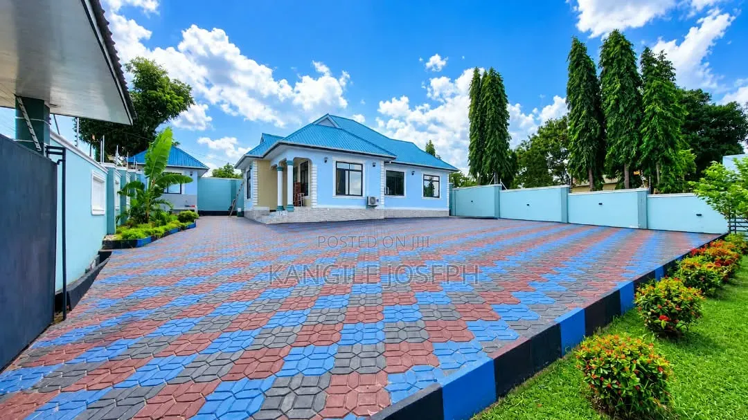3bdrm House in Kwa Bi Kibonde, Segerea for sale in Segerea