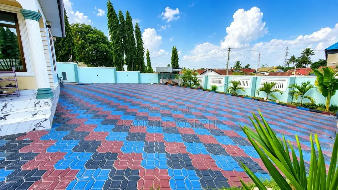 3bdrm House in Kwa Bi Kibonde, Segerea for sale in Segerea