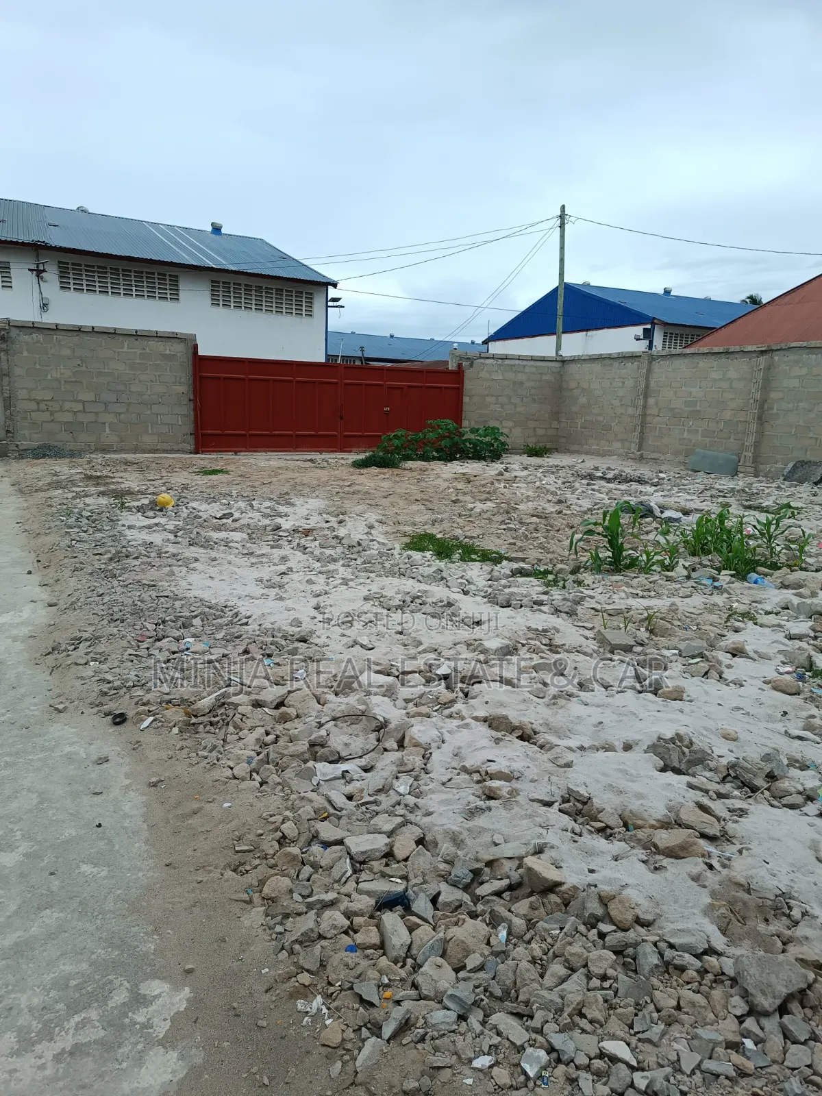 Yard for Sale Jet Lumo Almost Two Km From Airport. in Kipawa