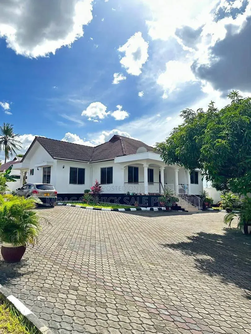 3bdrm House in Mbezi Beach for rent in Mbezi Beach