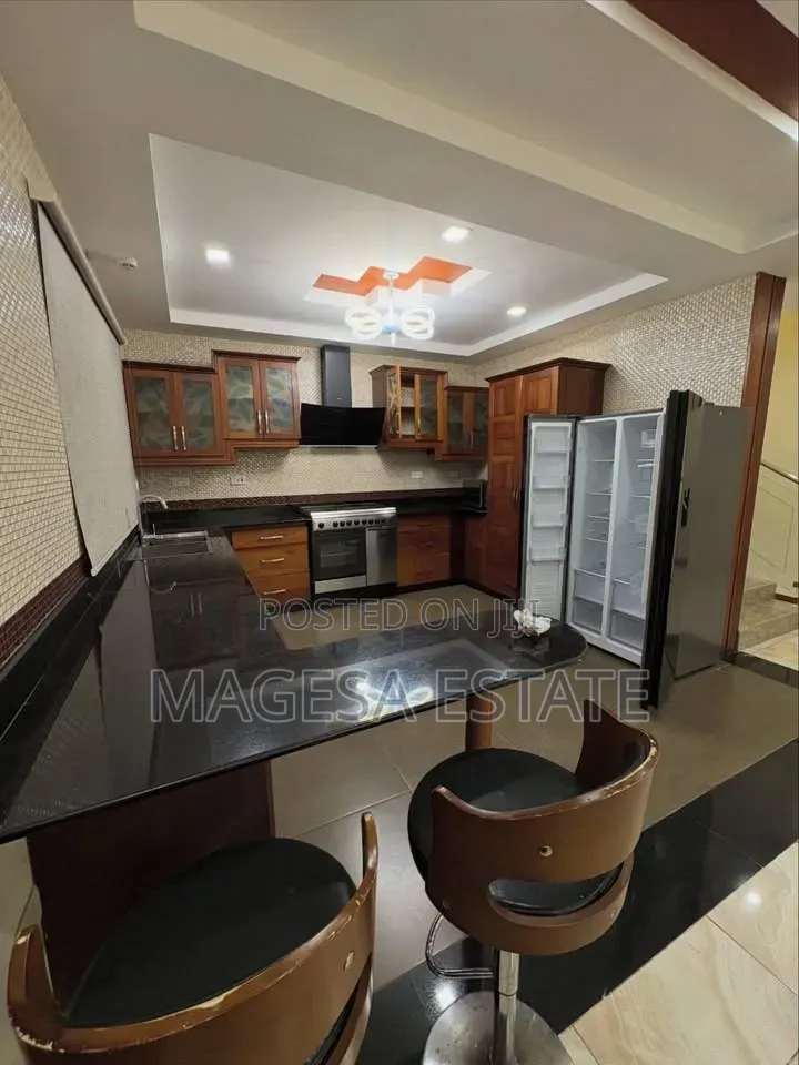 Furnished 3bdrm Villa in Ada Estate for rent in Ada Estate