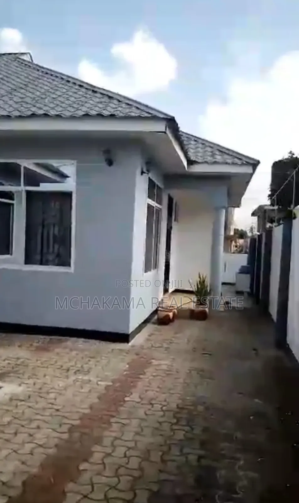 3bdrm Apartment in Mchakama Real Estate, Kinyerezi for sale in Kinyerezi