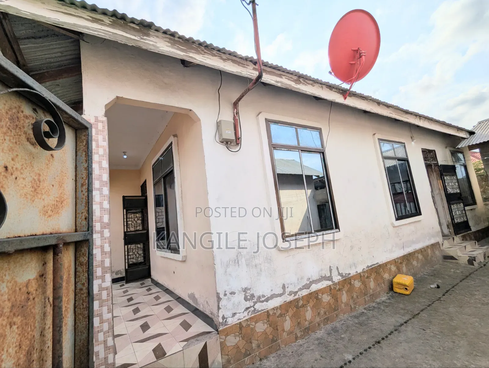 10bdrm House in Rada, Pugu for sale in Pugu
