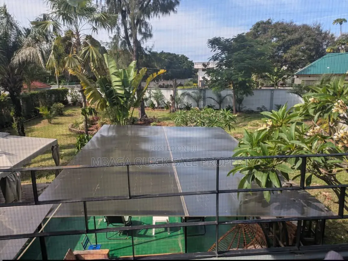 Furnished 4bdrm Villa in Masaki for rent in Masaki