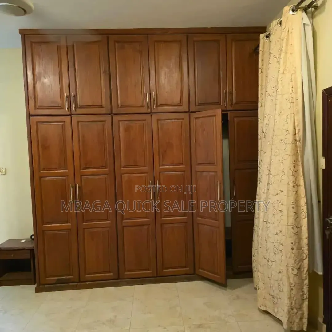 Furnished 3bdrm Apartment in Upanga West for rent in Upanga West