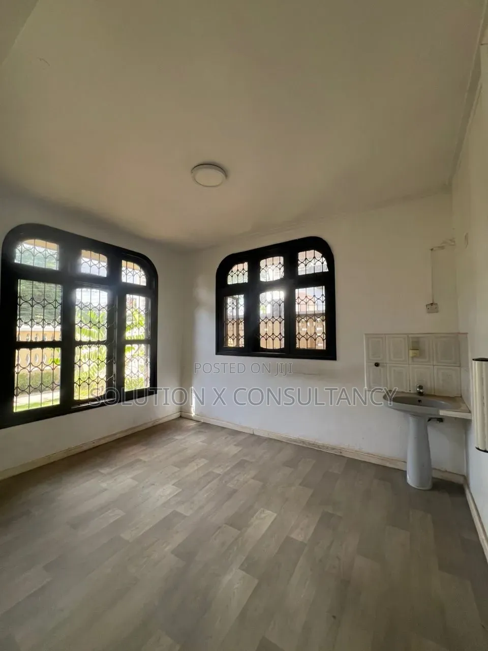 Commercial House for Rent Only for Office in Mikocheni