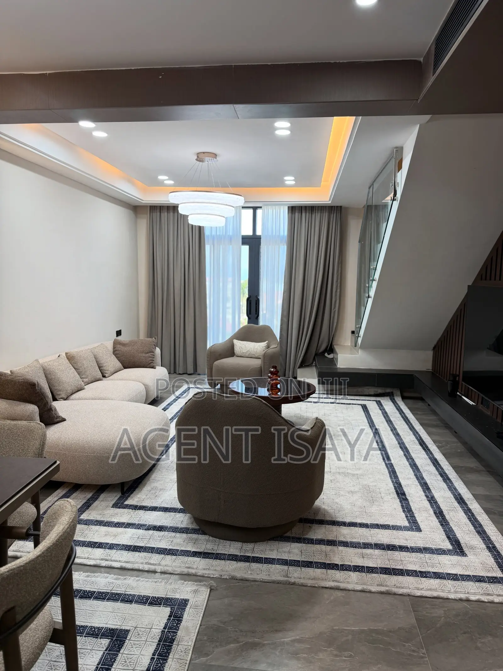 Furnished 3bdrm Apartment in Oyster Bay for rent in Oyster Bay