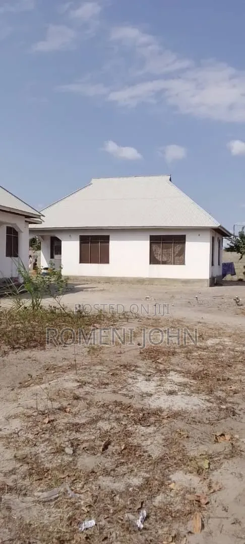4bdrm Apartment in Tanzania Daresalaam., Ilala for sale in Ilala