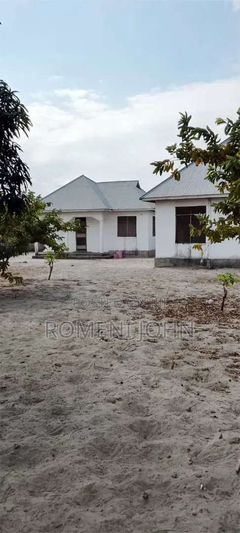 4bdrm Apartment in Tanzania Daresalaam., Ilala for sale in Ilala