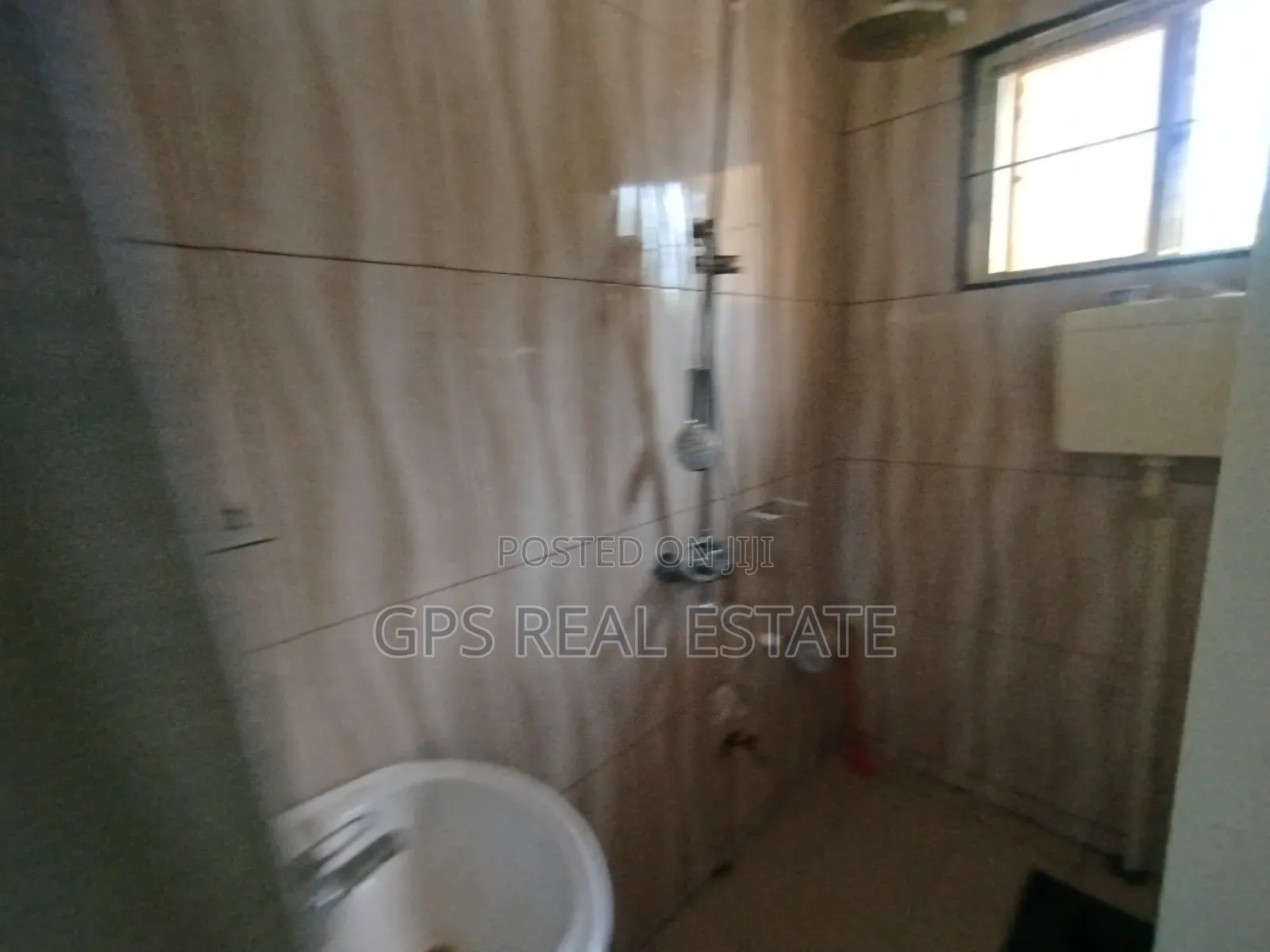 3bdrm House in Mwabepande, Kinondoni for sale in Kinondoni